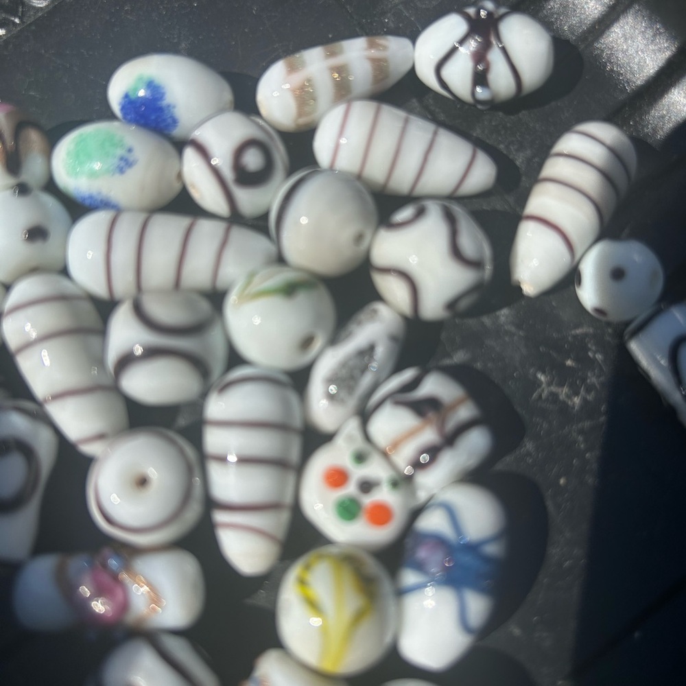 White Glass Lamp work Beads - Picture 5 of 5